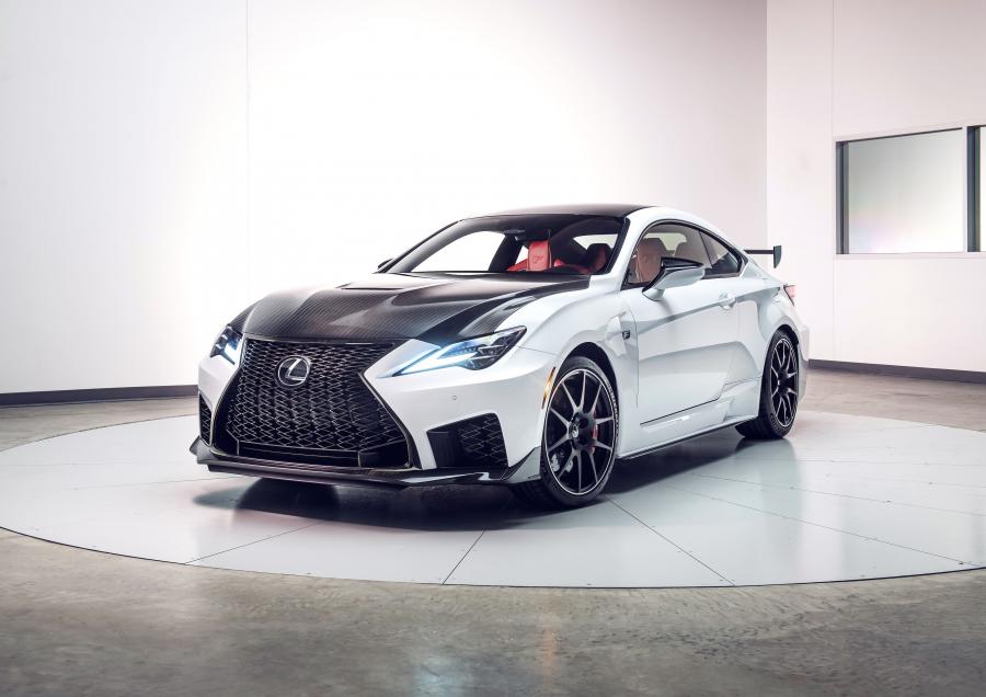  Lexus RC F Track Edition 2019 года  (NA) (фото 1 из 48)